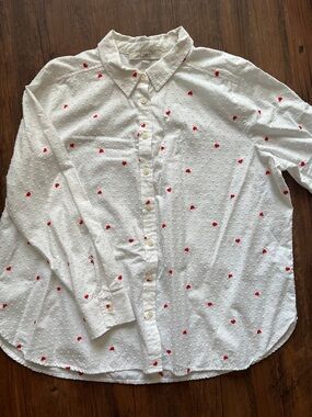 LOFT Women’s Cotton White Button-Down Shirt with Red Heart Motif